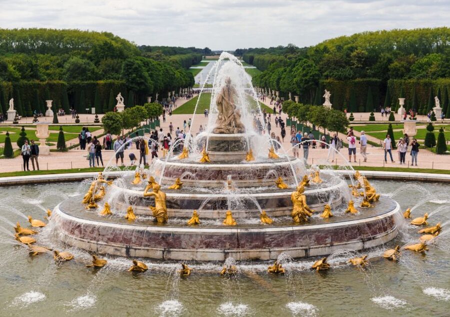 From Paris: Versailles Palace and Gardens Guided Day Trip - Palace entry that actually saves your time