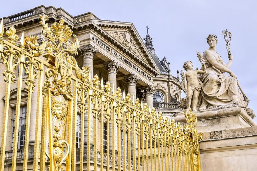 From Paris: Versailles Palace & Gardens with Transportation - Price value around $53: what you’re really paying for