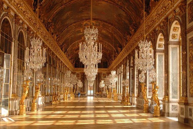 From Paris: Versailles Palace Guided Tour with Gardens Access - The Guided Palace Route: Hall of Mirrors, Royal Chapel, State Apartments