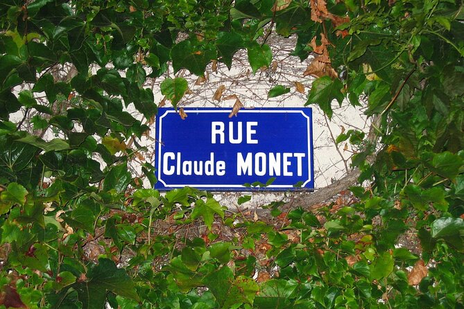 Giverny Monet’s Home and Gardens Half Day Tour from Paris - Who should book this Monet half-day, and who should skip it