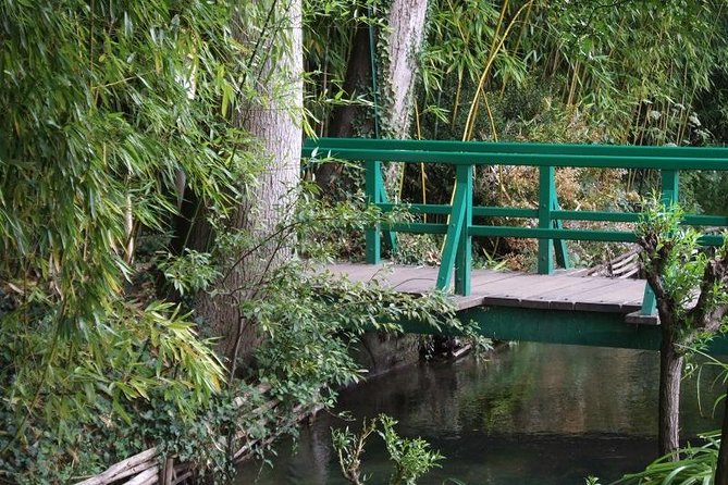 Giverny Small-Group Minivan with Hotel Pickup or Meeting Point - Monet’s House and Gardens: What You Will Love Most