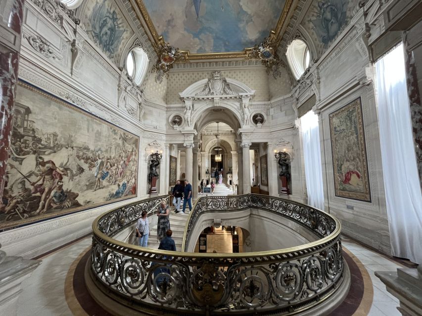 Great Stables of Prince de Conde & Palace Chantilly - From Paris to Chantilly: a smooth day trip that still feels like a real escape