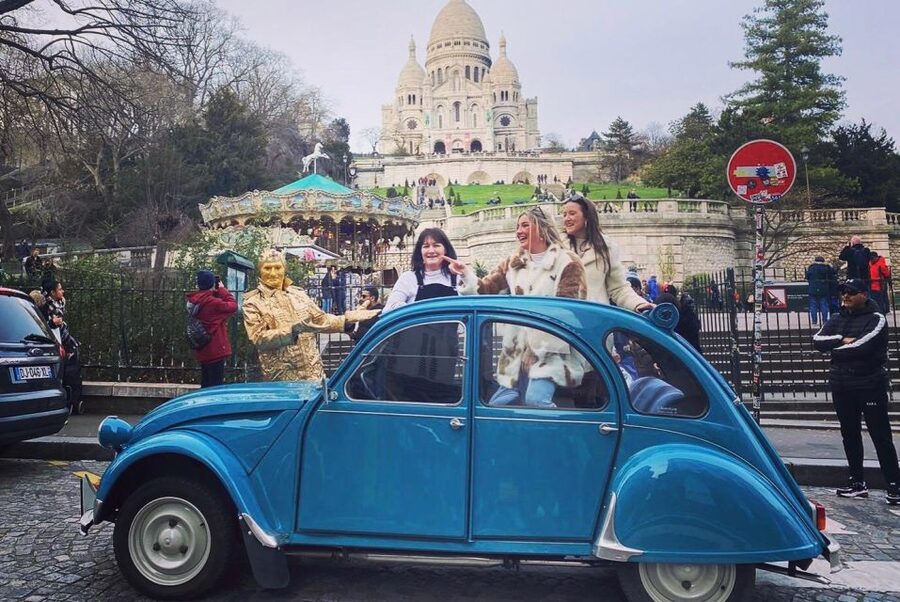 Guided Tour of Paris in Classic Convertible - Montmartre’s Main Characters: Moulin Rouge and the Can-Can Era
