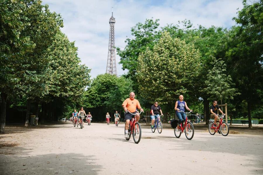 Highlights of Paris Bike Tour in English or Dutch - Key highlights worth planning for