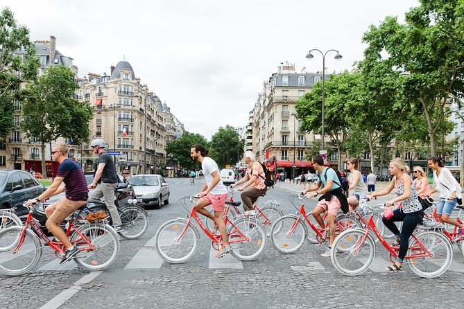 Highlights of Paris Bike Tour w/ a Local Guide (English or Dutch) - The meeting point and why location matters (24 Rue Edgar Faure)
