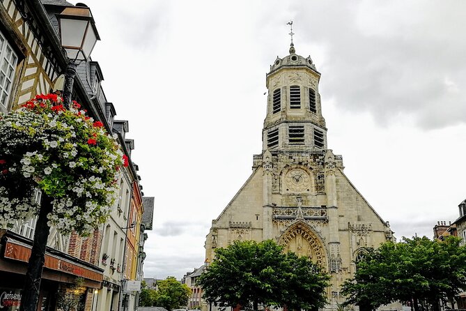 Honfleur's Landmarks & Gems E-Bike Tour - Stop-by-stop ride guide: from La Lieutenance to the Vieux Phare