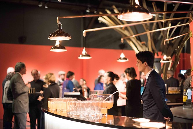 Immersive tour DISTILLERIE PERE MAGLOIRE - Old cellars and Calvados craft at Distillerie Père Magloire