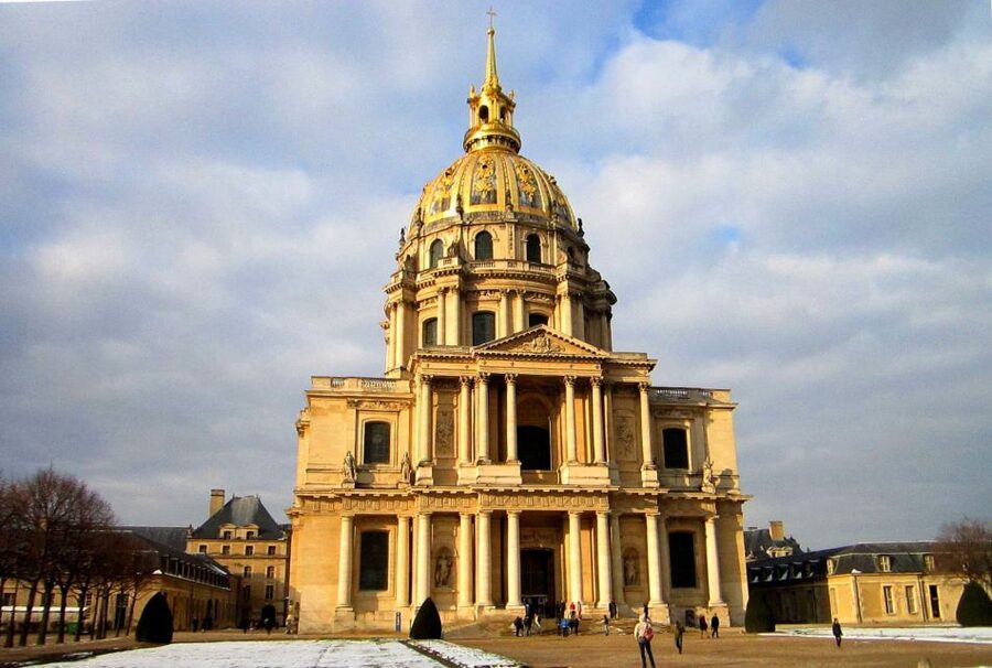 Invalides War Museum the World Wars Guided Tour - Anatole-style guiding: facts with personality and room for questions