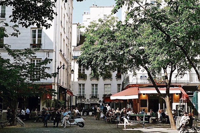 Le Marais District & Jewish Quarter Guided Walking Tour 12ppl Max - From the past to modern Paris: Pompidou and the civic center finish