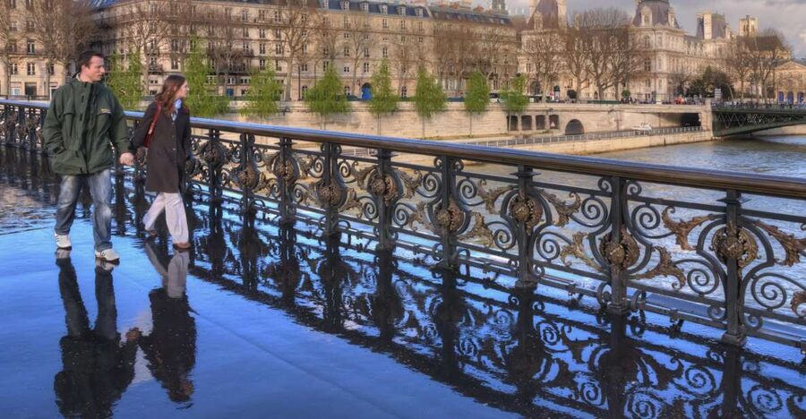Le Marais: Explore Old Paris with a Local Host - Le Marais with a local match, not a one-size-fits-all route