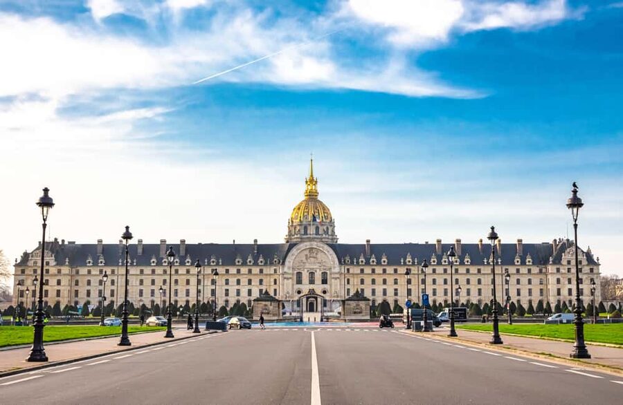 Les Invalides: Napoleon's Tomb & Army Museum Entry - Family-Friendly Option: Weekend Activities and Practical Comfort