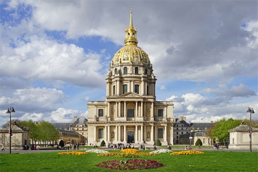 Les Invalides: Napoleon's Tomb & Army Museum Entry - Musée de l’Armée: Arms, Armor, and the World-Class “See It” Factor