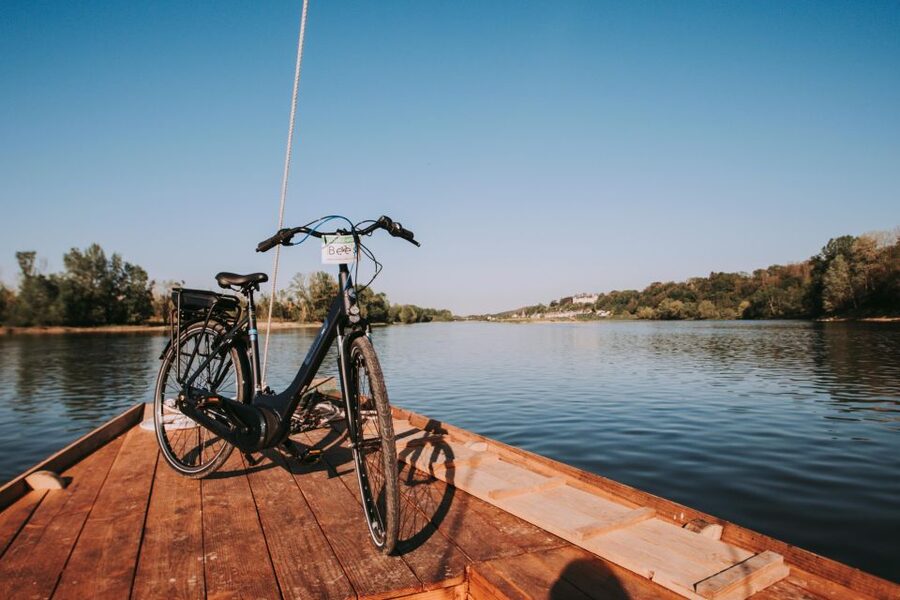 Loire castles with electric bicycle - Why Ride the Loire Castles by Electric Bike for a One-Day Trip