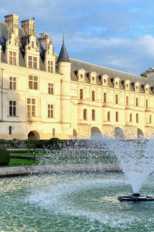 Loire Valley Castles: Chenonceau, Amboise & Da Vinci Trip - Key things that make this Loire Valley day trip work