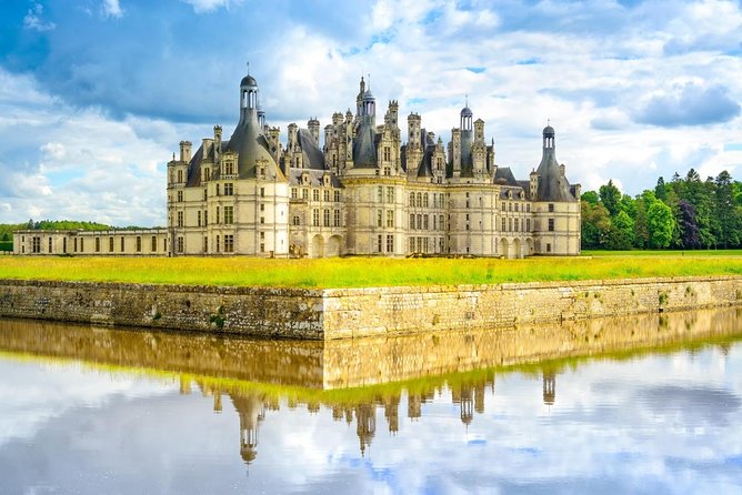 Loire Valley Castles Trip with Chenonceau and Chambord from Paris - Meeting at Pullman Bercy and planning for a 7:00 am start