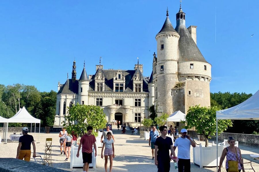 Loire Valley Royal Castles Small Group Day Trip from Paris - From 07:30 hotel pickup to castle first light: how the timing really feels