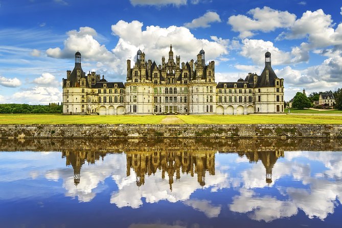 Loire Valley Wine and Castles Small-Group Day Trip from Paris - Key highlights worth knowing before you go