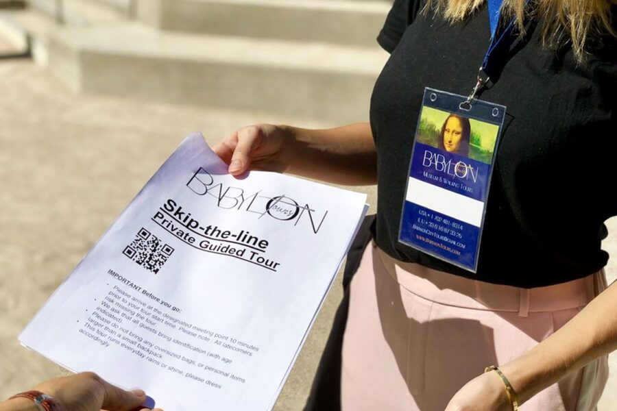 Louvre and Musée d'Orsay with Reserved Entry Ticket - The Louvre’s palace past: why the building itself teaches art history