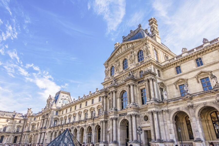 Louvre Museum Child-Friendly Private Tour for Families - Stories behind the walls: Egyptian gods and art that feels like a plot