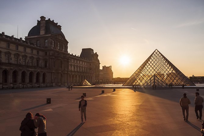 Louvre Museum - Highlights Tour with Mona Lisa - The Core Experience Inside the Louvre, From Mona Lisa to Winged Victory