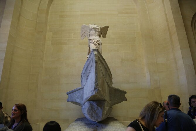 Louvre Museum Masterpieces Guided Tour with Access - Beyond the headline masterpieces: what the “best of the rest” feels like