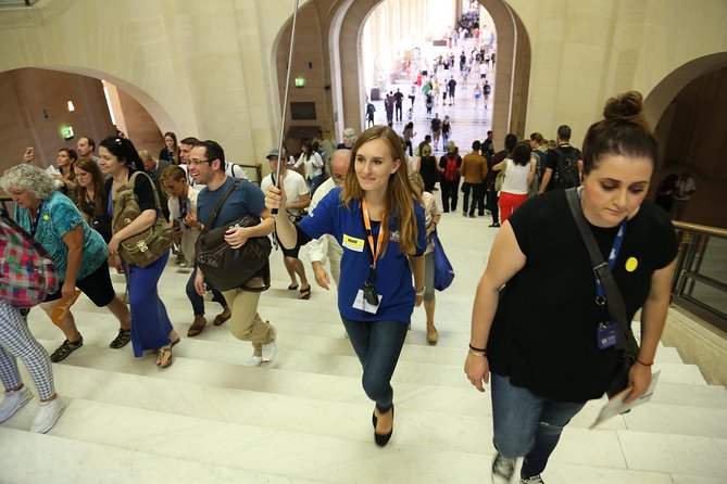 Louvre Museum Masterpieces Guided Tour with Access - Louvre logistics that can make or break your day: crowds, bags, split groups, and walking comfort
