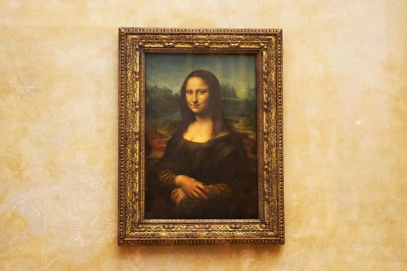 Louvre Museum: Mona Lisa Without the Crowds Last Entry Tour - Why last entry at the Louvre makes the Mona Lisa feel different