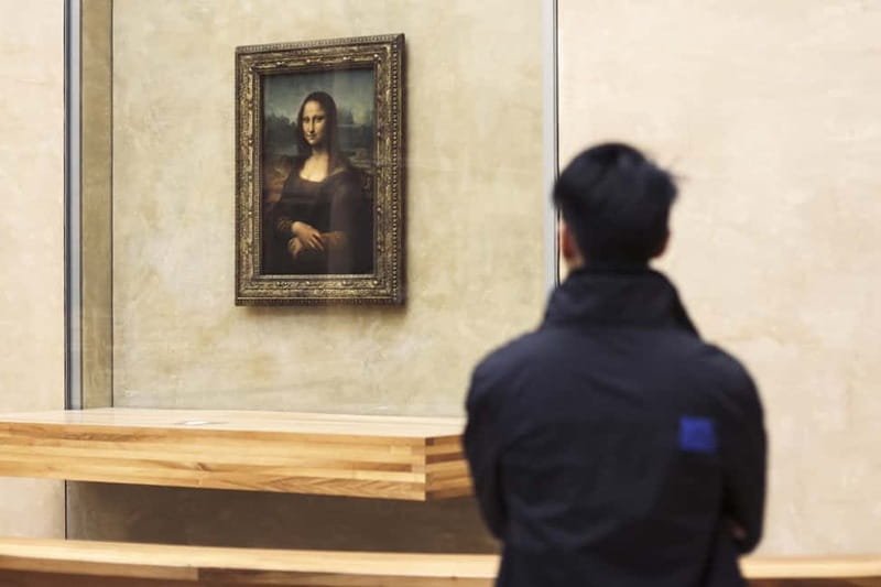 Louvre Museum: Mona Lisa Without the Crowds Last Entry Tour - Finding your way in: meeting at Arc de Triomphe du Carrousel