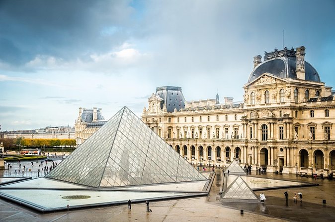 Louvre Priority Access with Mona Lisa Escort or Guided Option - Staying On After the Tour: How to Use Your Solo Time Well