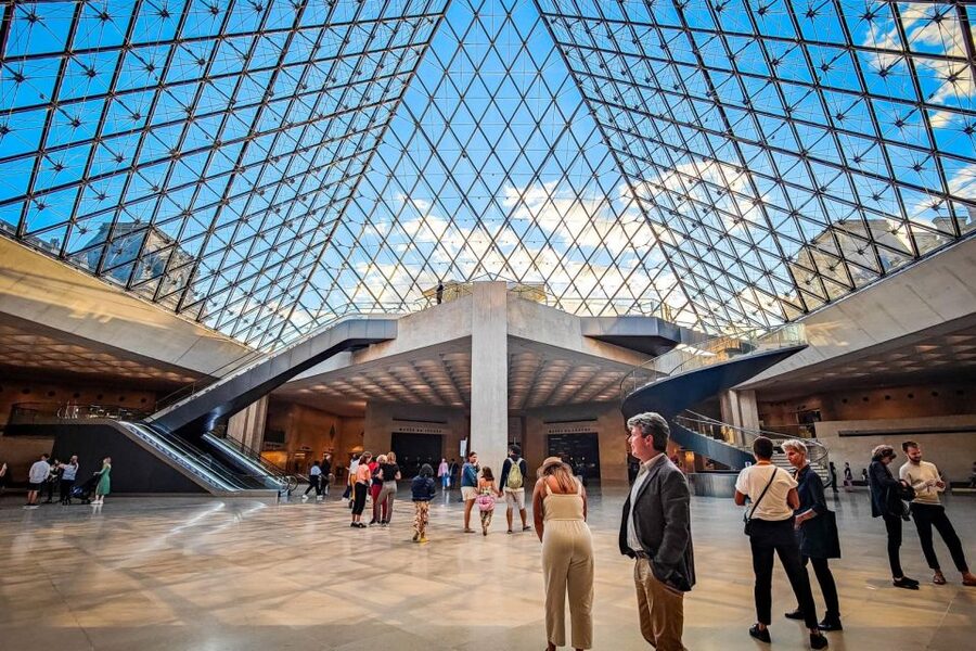 Magnificent tour of the Louvre + Mona Lisa pass - Key highlights worth your attention