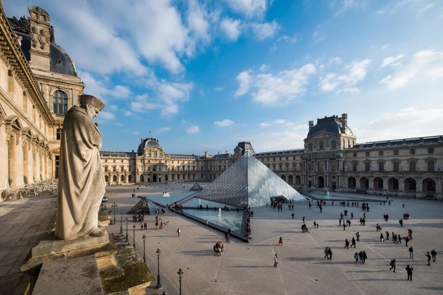 Magnificent tour of the Louvre + Mona Lisa pass - Priority entry plus a focused Mona Lisa plan