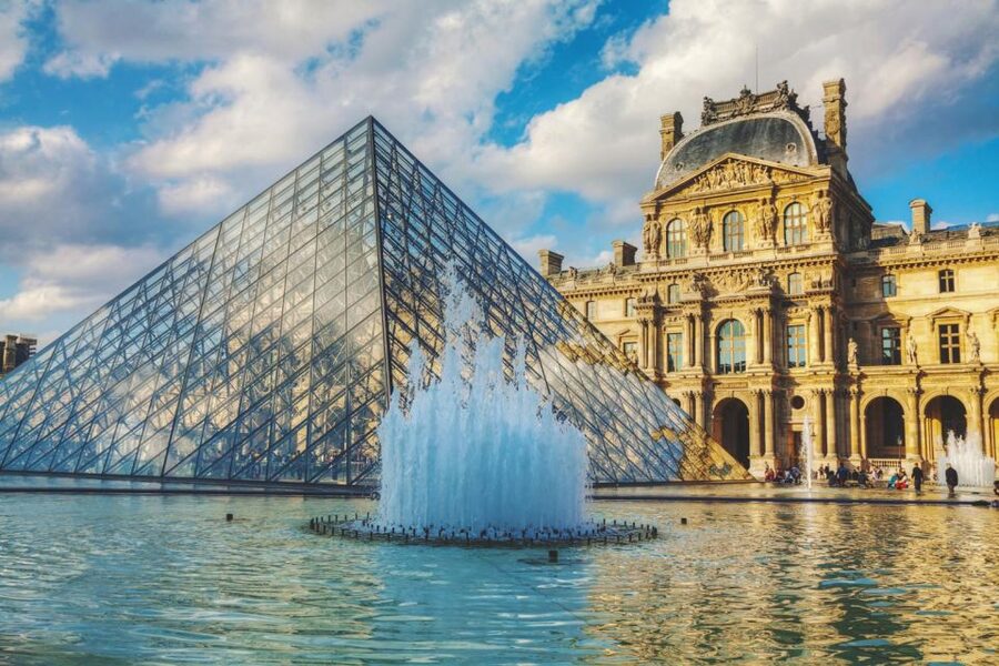 Magnificent tour of the Louvre + Mona Lisa pass - Big-name art, plus Egyptian and Greek collections you can choose