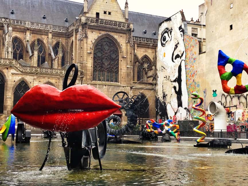 Marais: Discover the Medieval Heart of Paris - Maison de Victor Hugo and Hôtel de Sully, writers and ministers in the same breath