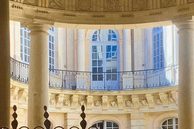 Marais Tour With a Local - Stop 1: Aux Désirs de Manon, where the tour starts like a local day