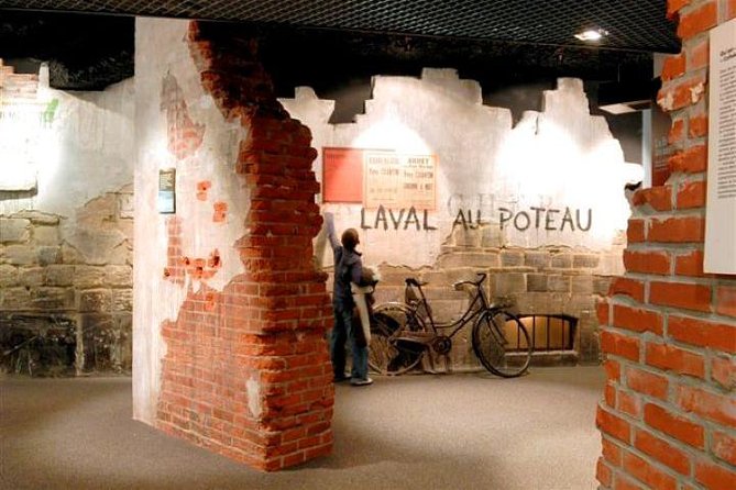 Mémorial de Caen Museum Admission and Guided Tour of D-Day Sites - Price and logistics, why this combo can beat a rental car