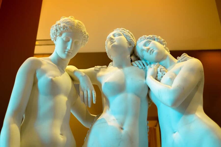 Mona Lisa & Treasures: 6-people Max Louvre Experience - Why a 2-Hour Mona Lisa and Treasures Tour Fits the Real Louvre