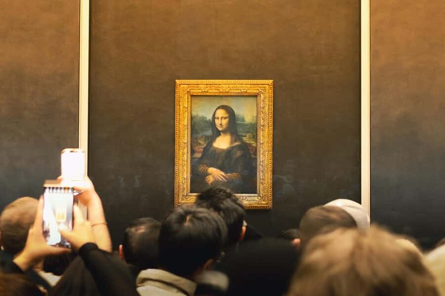 Mona Lisa & Treasures: 6-people Max Louvre Experience - Small-Group Pace: Families, Couples, and the 12-Year-Old Test