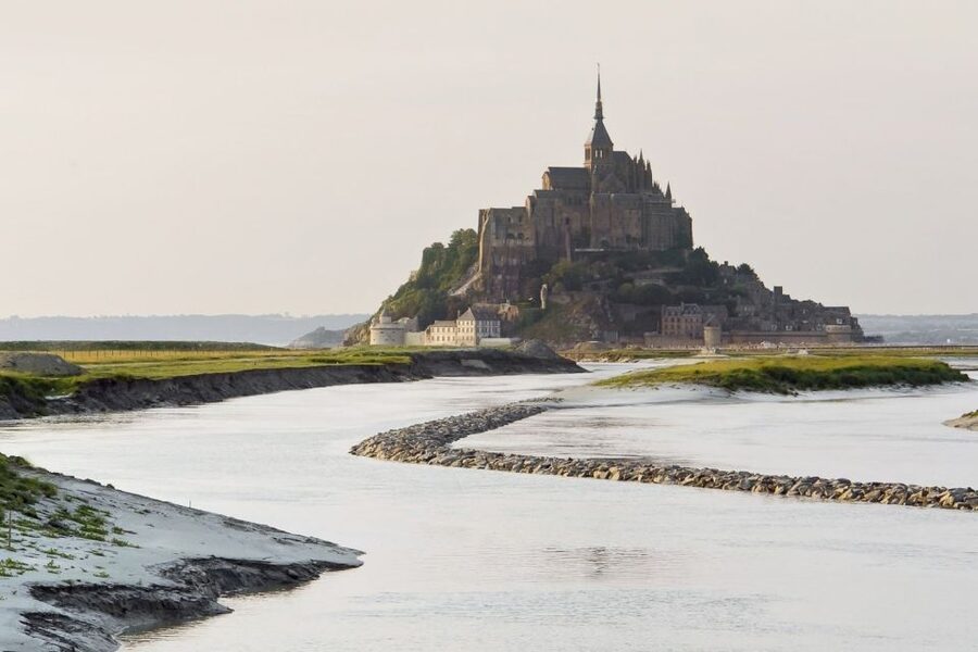 Mont Saint-Michel & Chateaux Country 3-Day Tour from Paris - Key things that make this tour worth your attention
