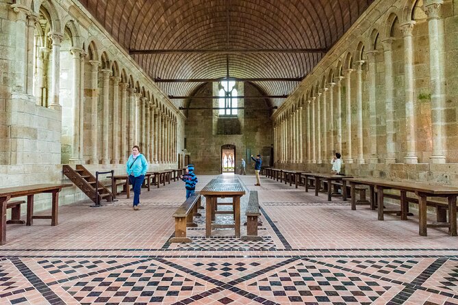 Mont Saint Michel Day Trip from Paris with English Speaking Guide - Who this tour is best for, and who should think twice