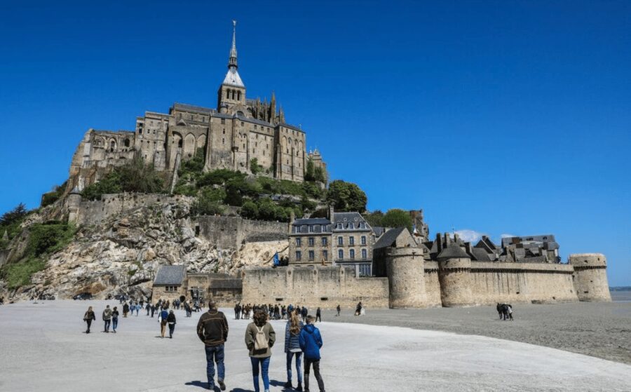 Mont-Saint-Michel: Private Guided Tour with Abbey Entrance - The On-Foot Segment (About 15 Minutes): Use It for What You Care About