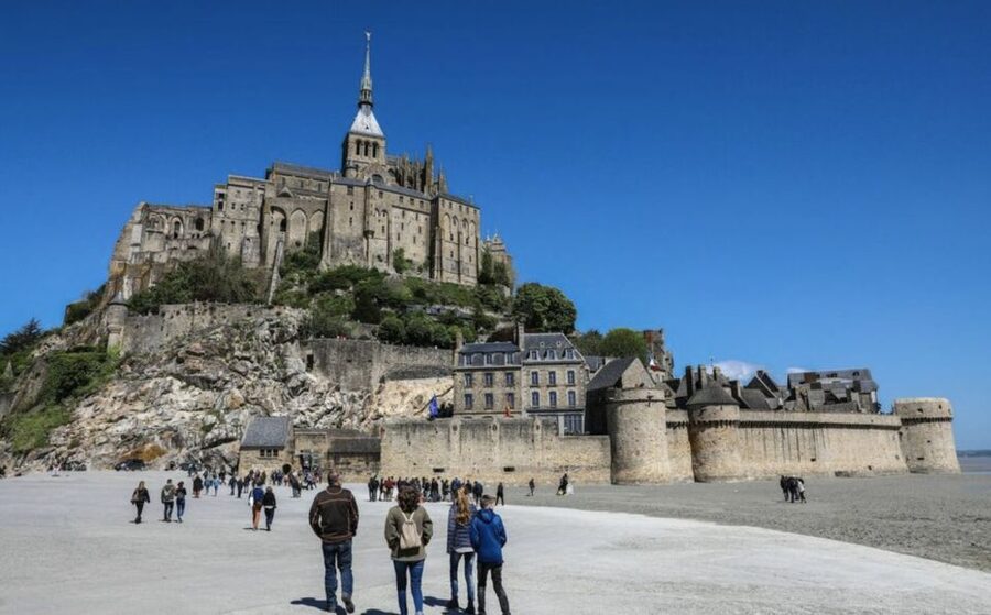 Mont-Saint-Michel: Private Guided Tour with Abbey Entrance - Practical Tips: Shoes, Stairs, and the No Large Bags Rule