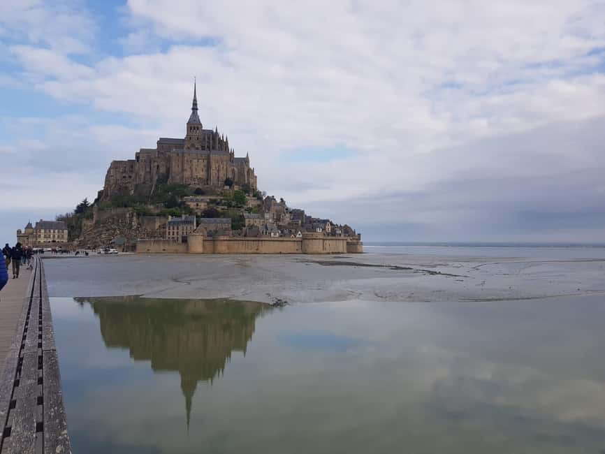 Mont Saint Michel: Village History and Legends Walking Tour - Tide lessons that help you understand the place, not just admire it
