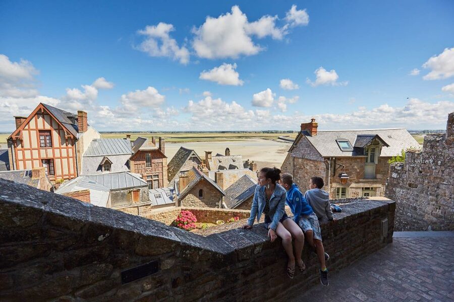 Mont Saint Michel: Walking Tour & Optional Abbey Ticket - Why Mont Saint Michel feels different on a walking tour
