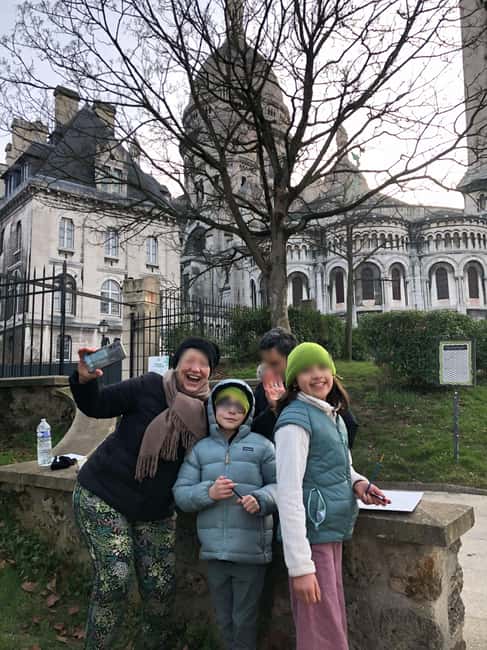 Montmarte painting session and walking tour for kids ! - Why this Montmartre kids art tour is such a smart fit
