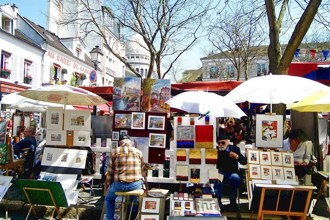 Montmartre District and Sacre Coeur - Exclusive Guided Walking Tour - Wild Garden Slopes, the Last Central Vine, and Old Cabarets