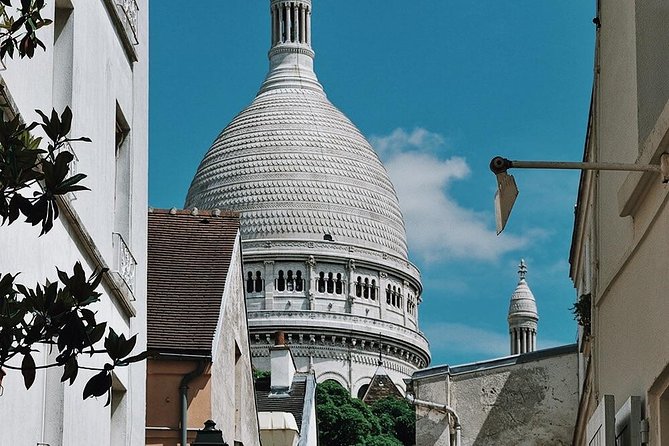 Montmartre District and Sacre Coeur - Exclusive Guided Walking Tour - Dali-Style Art Stops, Abbesses Art Nouveau, and Ending Near the Metro