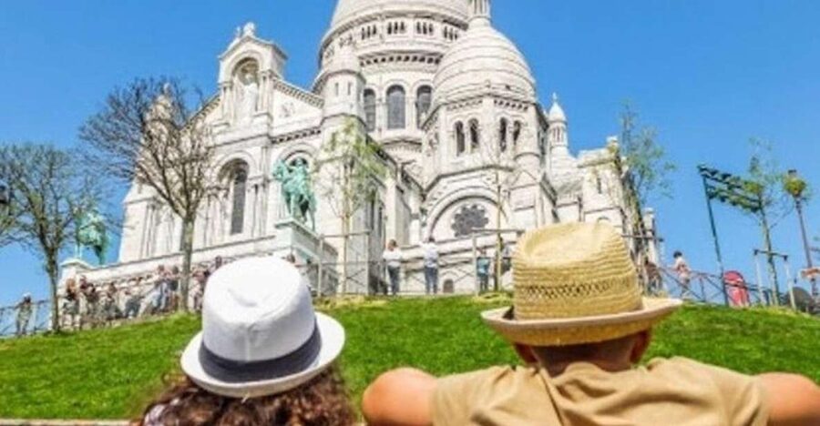 Montmartre: Guided Tour for Kids and Families - Up to Sacré-Cœur, with carrousel fun before the hill