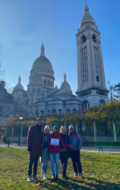 Montmartre: Guided tour to Sacré-Coeur - Moulin Rouge photo stop: why that first 15 minutes matters