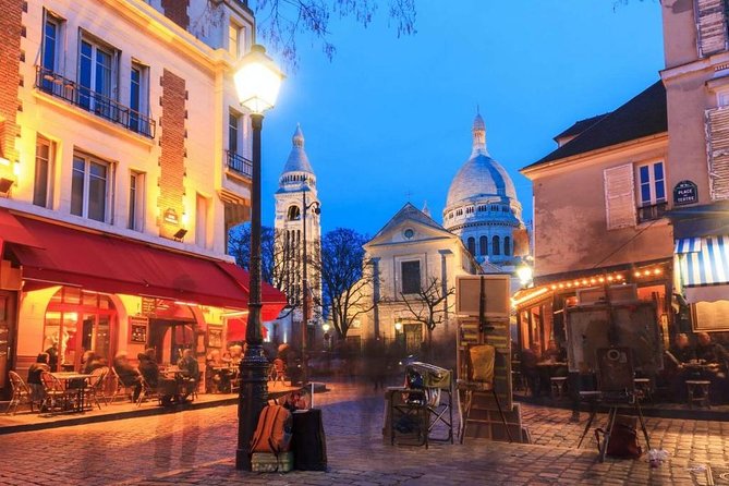 Montmartre Hidden Gems and Scenic Highlights Walking Tour - The Old Street Moment: Cafés, Boutiques, and Bohemian Echoes