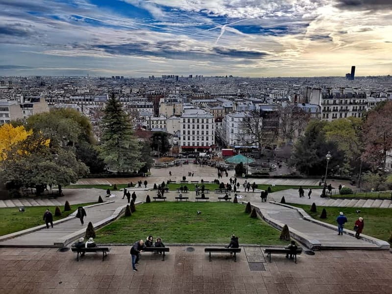 Montmartre : private family tour - Price and value for groups up to 10